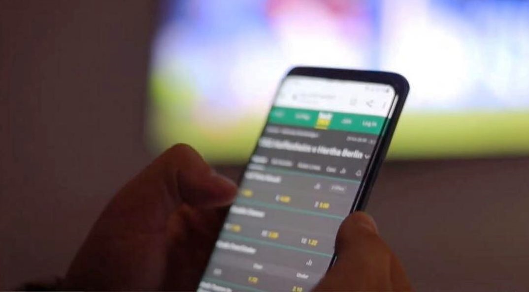 Ne 1 Prill hapen bastet sportive online, kompanite 120 mln euro garanci